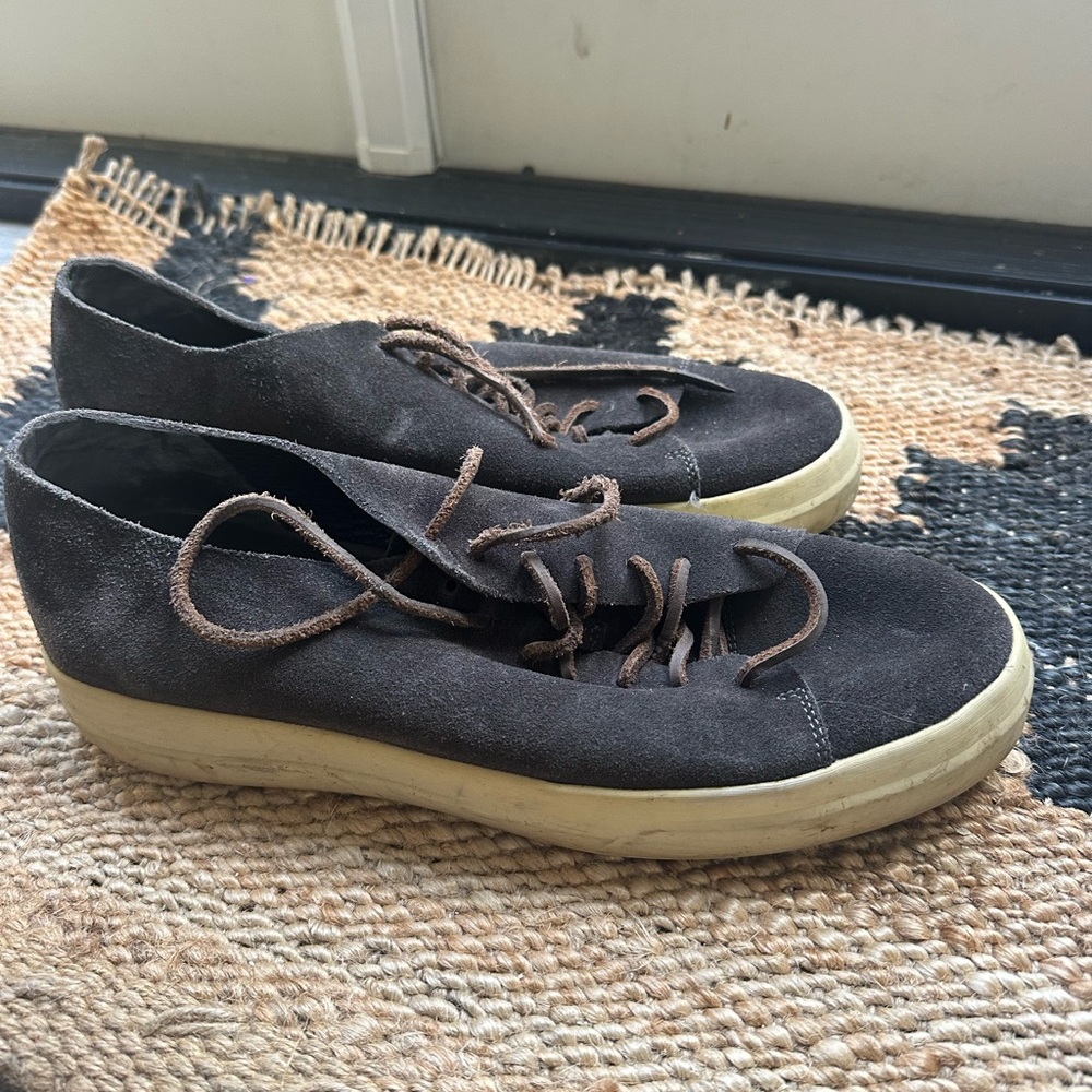 VINCE Slate Blue Gray Suede Sneakers with Suede on Suede Shoestrings $198